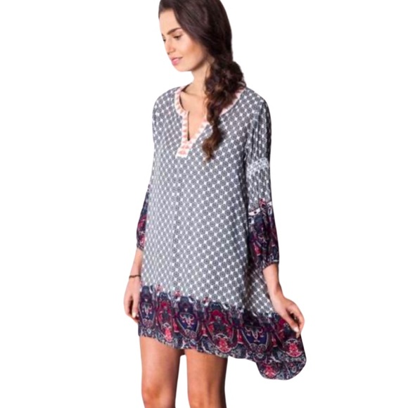 Umgee Dresses & Skirts - Umgee Tunic Dress Women's Size Medium 3/4 Sleeve Boho Mixed Print
